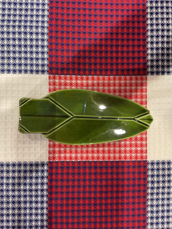 Fer à Cheval x Monochromic Olive Marseille Soap and Ceramic Dish Cicada Gift Set