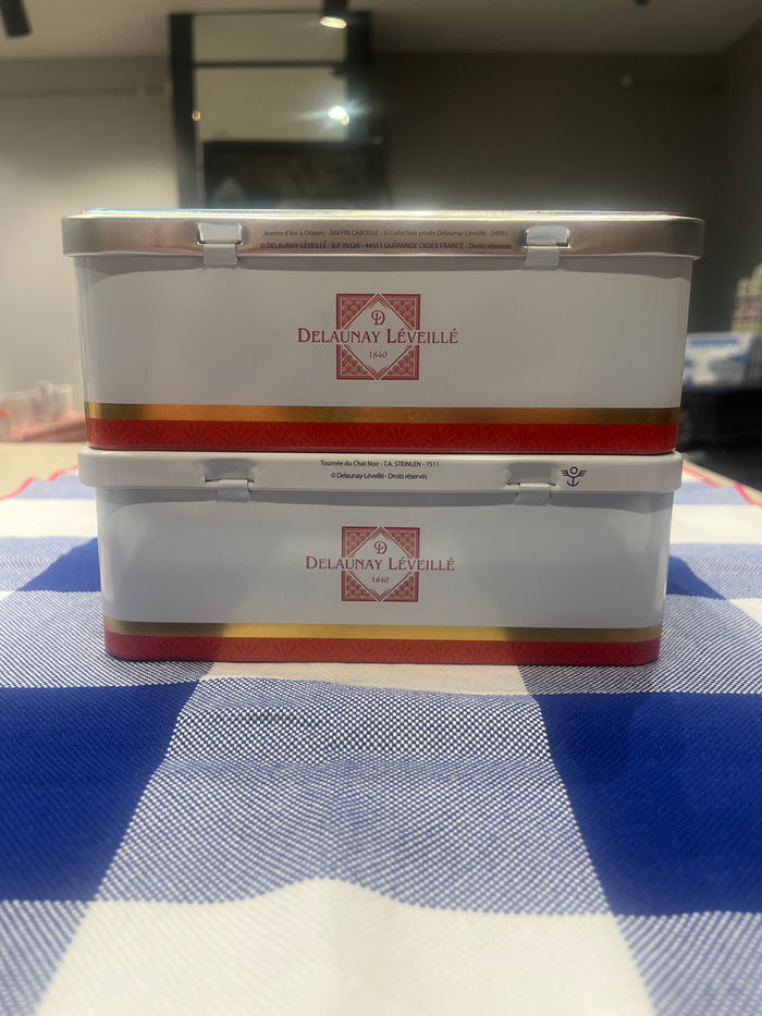100% Pure Butter Biscuits in collector’s tin by Delaunay Léveillé, 300g