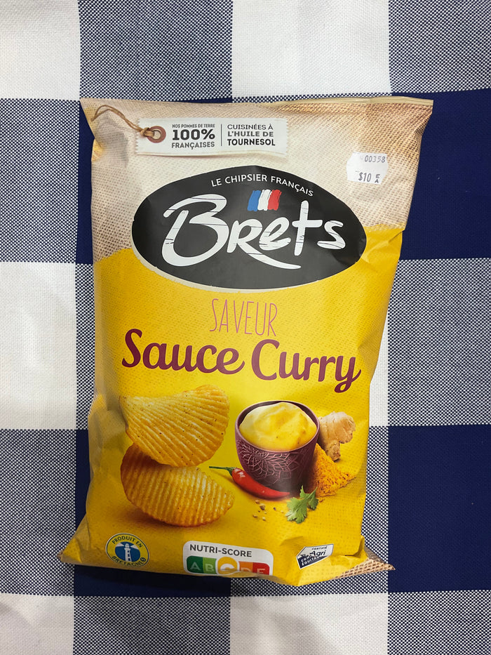 Brets Crinkle Cut Curry Flavoured Potato Chips (Saveur Sauce Curry), 125g