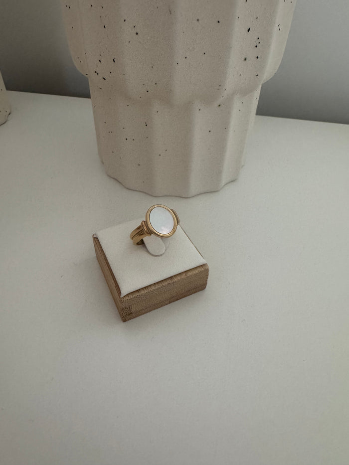 Natural White Shell Ring