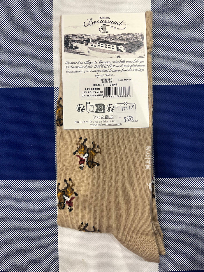 Cavalier ecru socks by Maison Broussaud