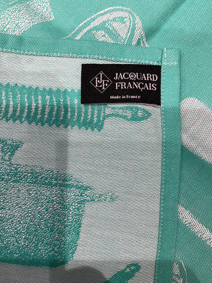 Le Jacquard Français EN CUISINE ! tea towel