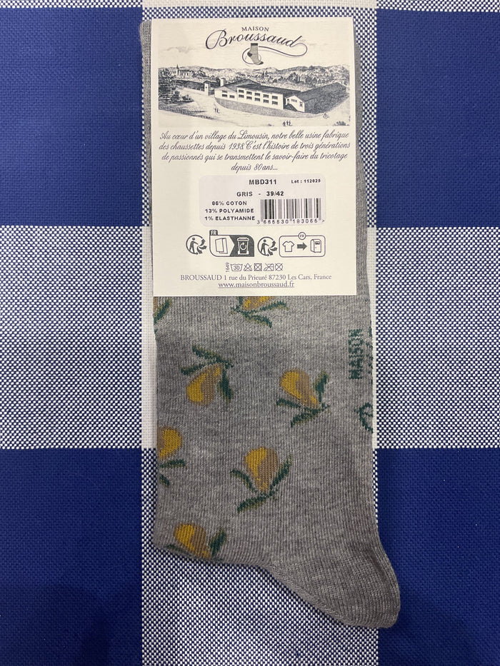 Nice pear (😉) grey socks by Maison Broussaud
