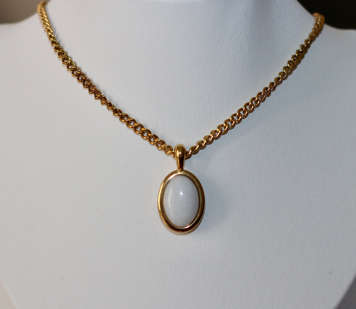 Cat Eye Stone Pendant Necklace
