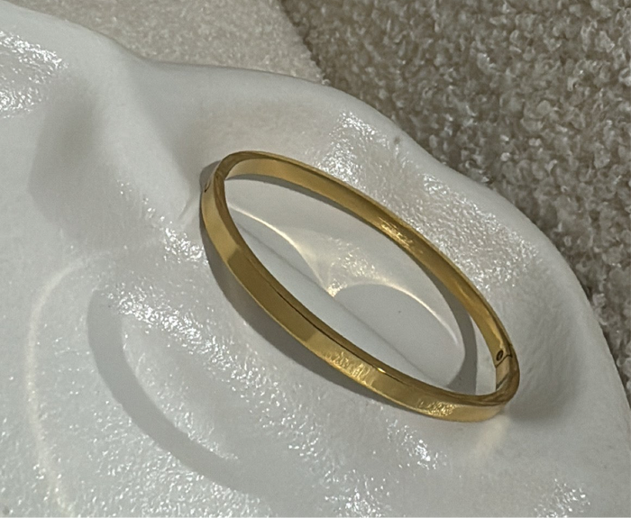 Classic Gold Cuff Bangle