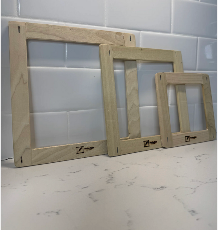 Featherlight Square Frames