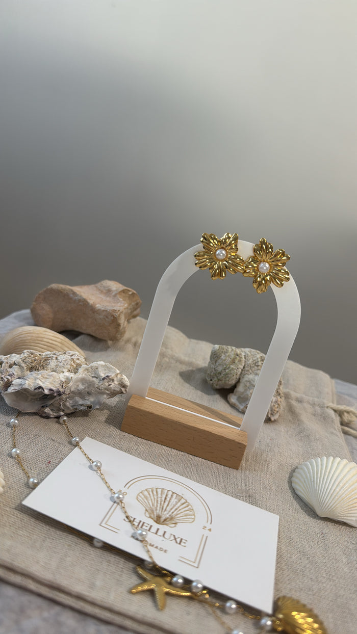 Flower Pearl Earrings