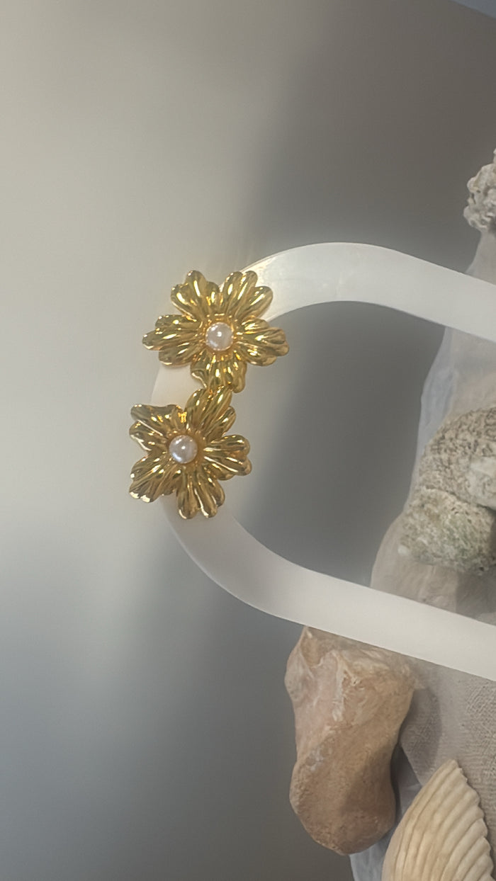 Flower Pearl Earrings