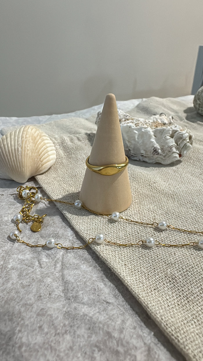 French Style Oval Ring