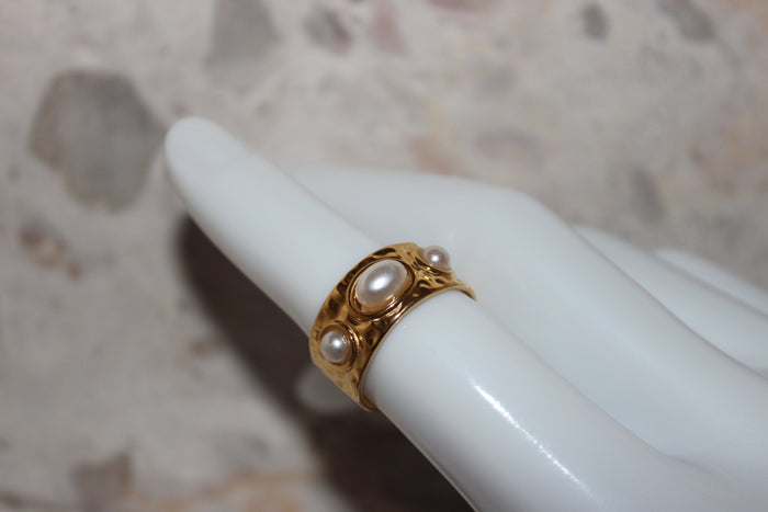Golden Pearl Ring