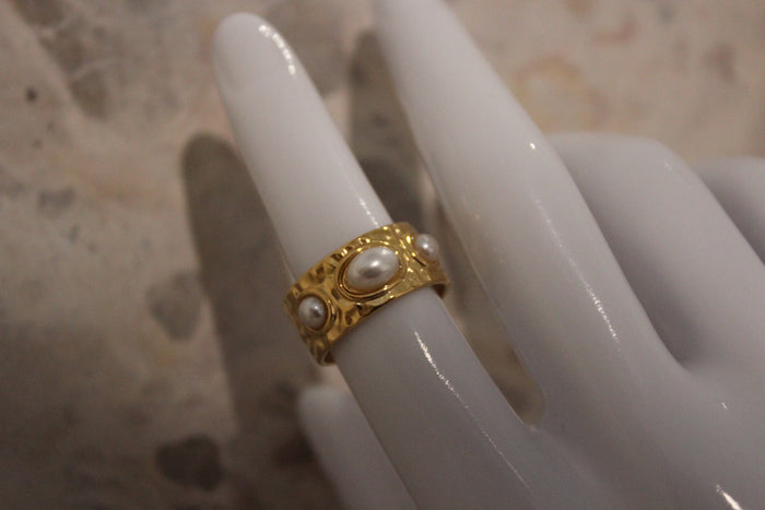 Golden Pearl Ring