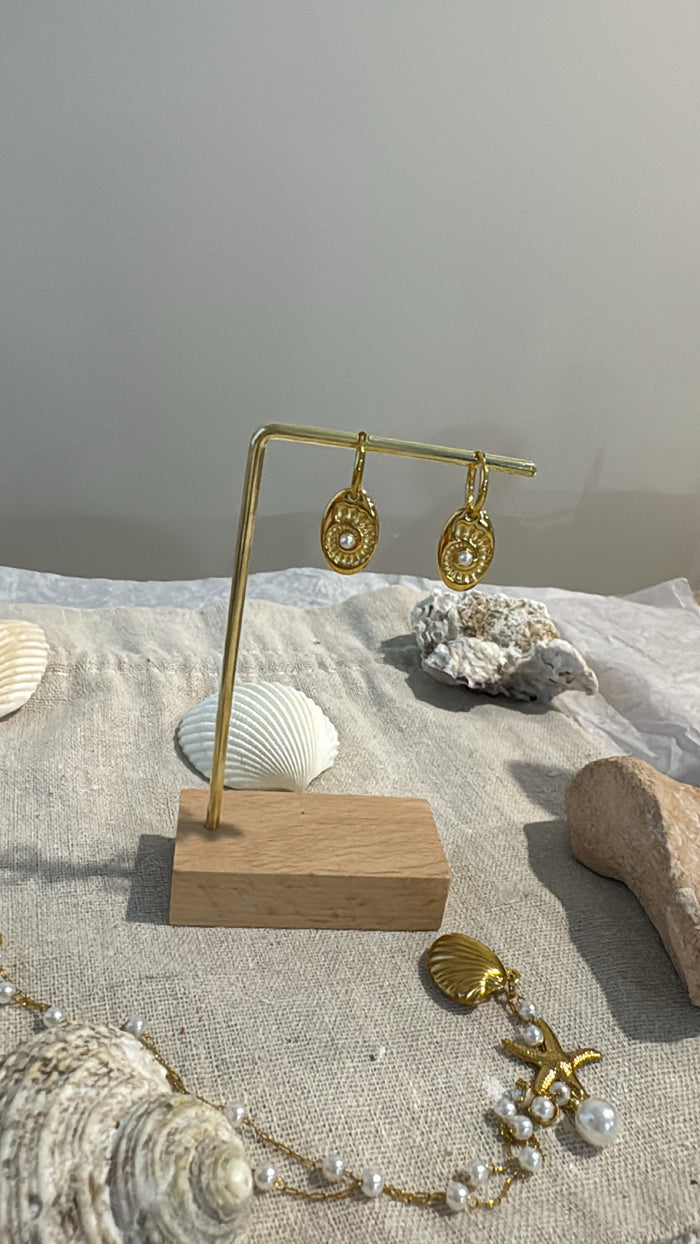 Golden Shell Earrings