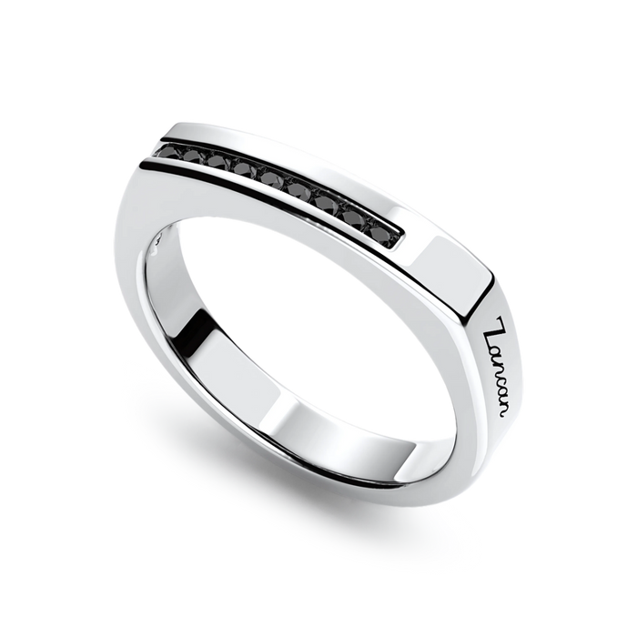 INSIGNIA 925 RING