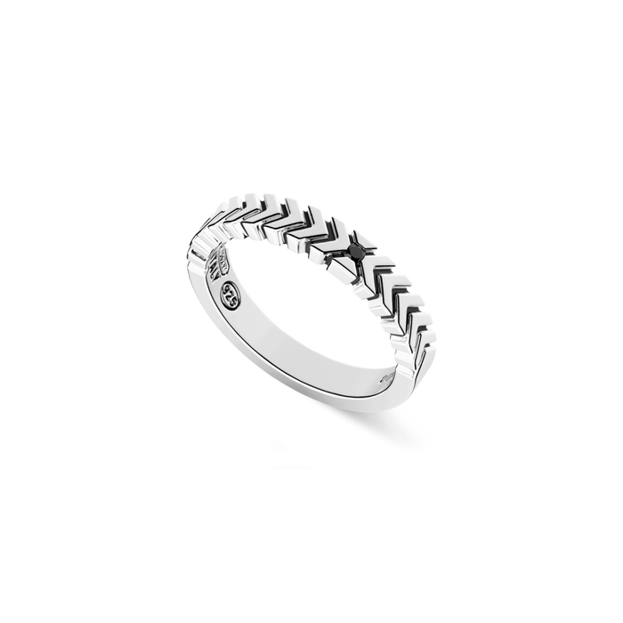 INSIGNIA 925 RING