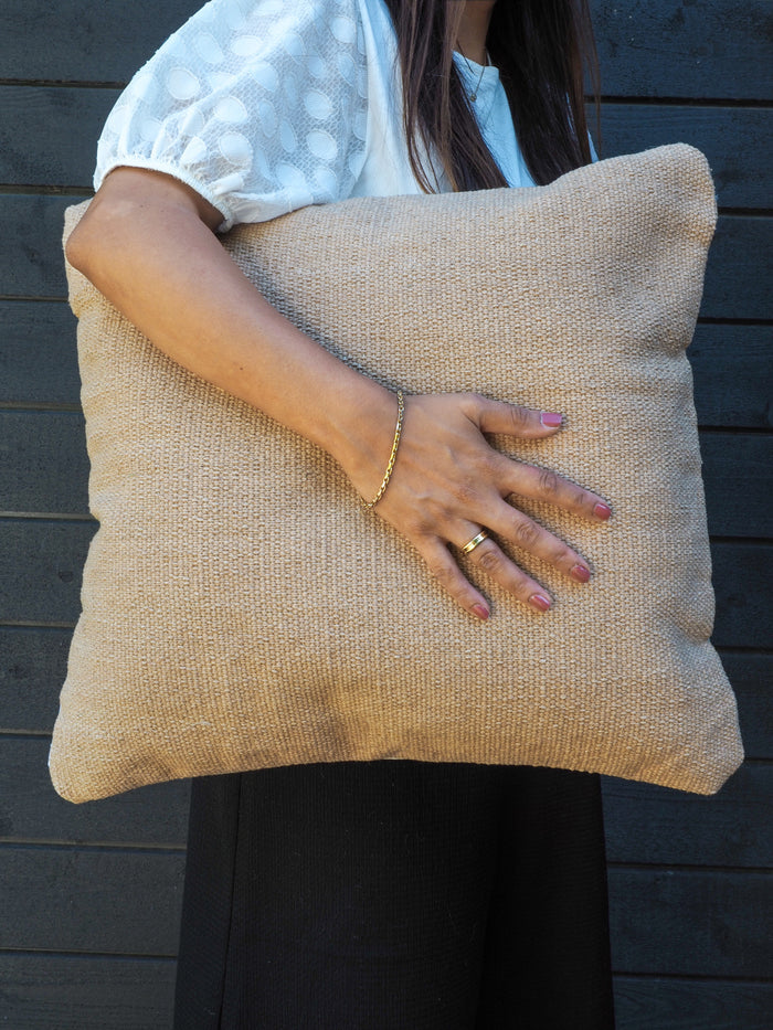 Kyan 02 – Handmade Cotton Cushion