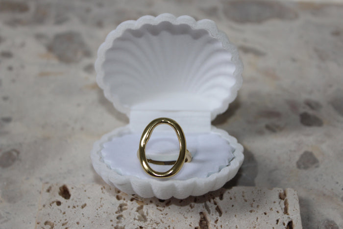 Oval Ring