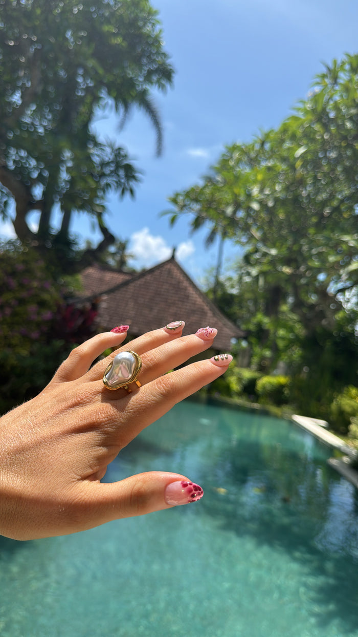 Pearly Girl Ring