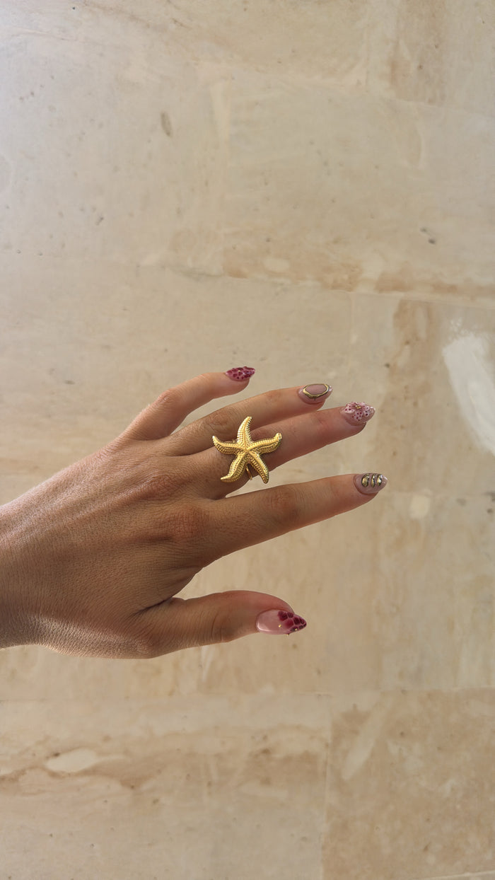 Playful Starfish Ring