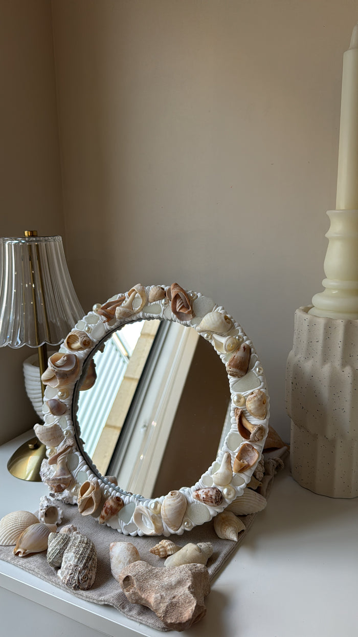 Tasmanian Seashell Mirror 🐚