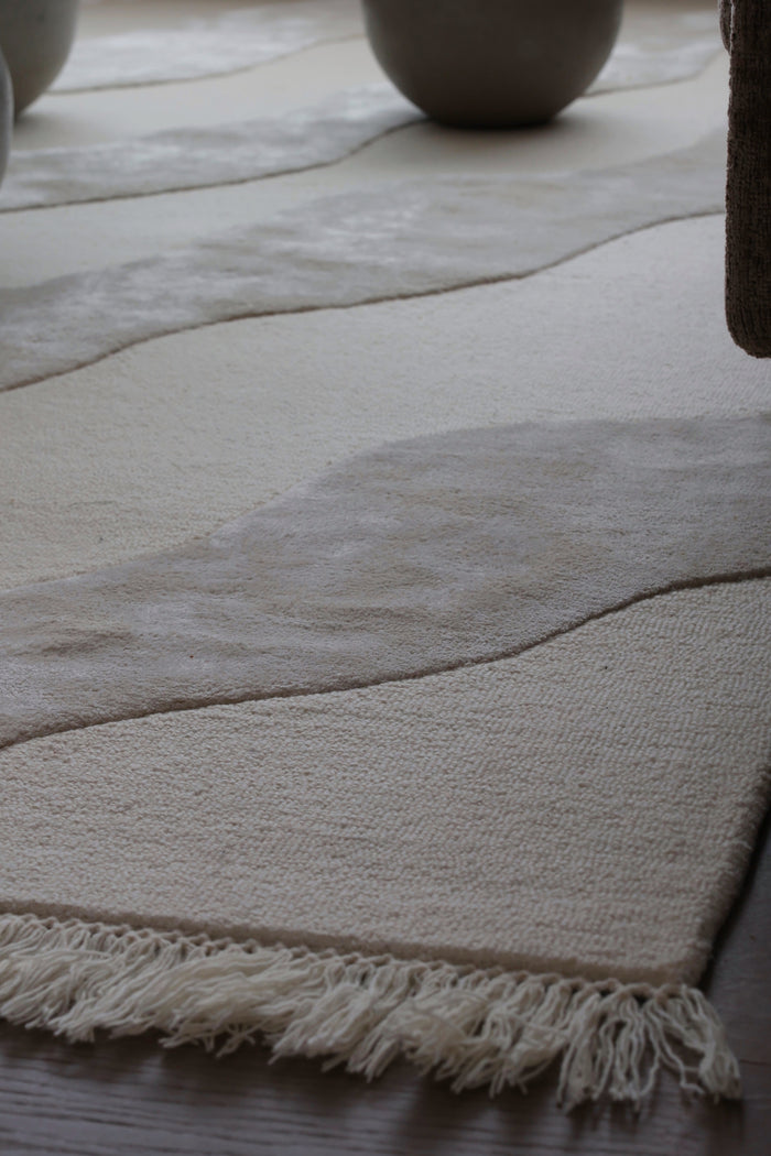 ZEA 01 Offwhite Wool & Viscose Rug - Hand-tufted